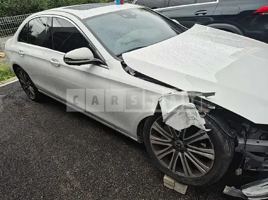Photo 2 of 20: 2023 Mercedes-Benz E350 4Matic, VIN W1KZF8GB6PB170461 — Korean insurance auction