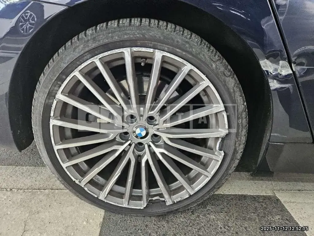 Photo 2 of 31: 2019 BMW 730Ld xDrive — Korean insurance auction