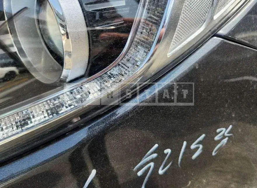 Photo 2 of 2: 2017 Kia (parts) K5 Headlamp — Korean insurance auction
