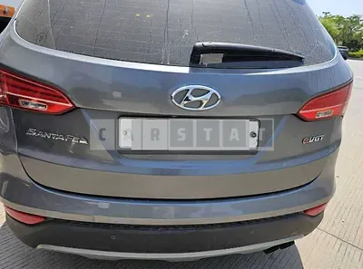 Photo 1 of 10: 2015 Hyundai Santa Fe DM, VIN KMHSW81UBFU494875 — Korean insurance auction
