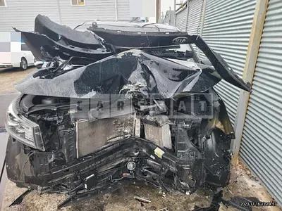 Photo 1 of 21: 2018 Kia Carnival (Limousine), VIN KNAMB81ABKS481712 — Korean insurance auction