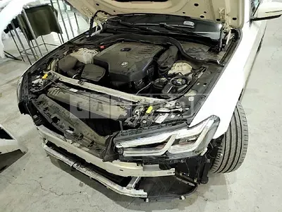 2021 (Parts) BMW 530i Light