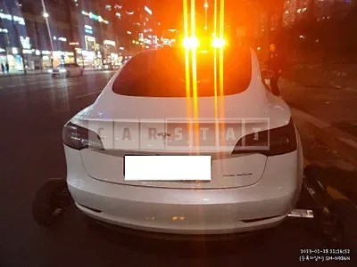 Photo 1 of 31: 2021 Tesla Model 3 Long Range, VIN 5YJ3E1EB4MF011041 — Korean insurance auction
