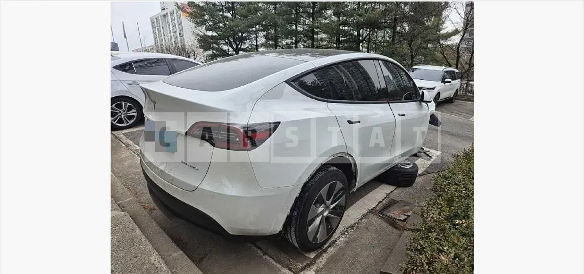 Photo 2 of 11: 2022 Tesla Model Y Long Range — Korean insurance auction