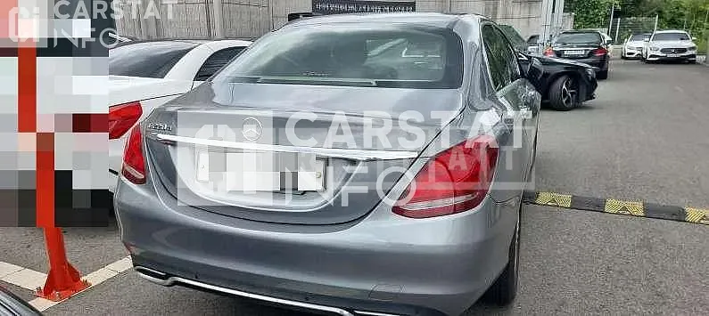 Photo 2 of 70: 2016 Mercedes-Benz Cubbenz C220 d, VIN WDDWF0EB4GR195230 — Korean insurance auction