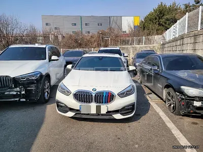 Photo 1 of 14: 2021 BMW 118d — Korean insurance auction