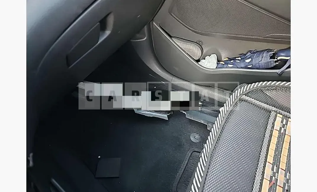 Photo 2 of 22: 2019 Hyundai Tucson TL Diesel, VIN KMHJ3817GKU040712 — Korean insurance auction