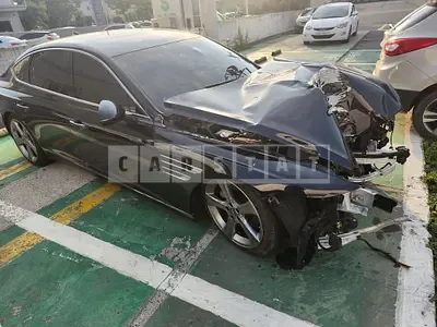 Photo 1 of 5: 2021 Genesis G80 2.5T, VIN KMTGB41CBMU056246 — Korean insurance auction