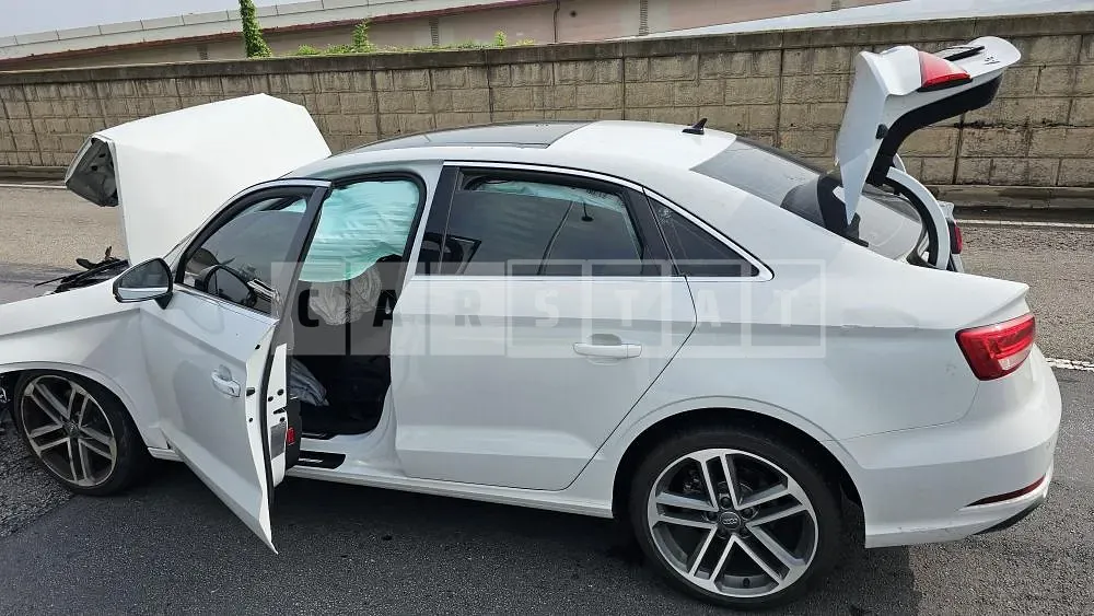 Photo 2 of 10: 2020 Audi A3 40 TFSI, VIN WAUZZZ8V7LA065280 — Korean insurance auction