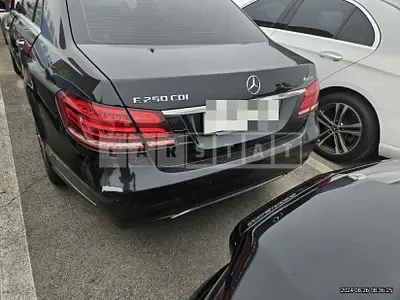 Photo 1 of 36: 2014 Mercedes-Benz E250 CDI 4Matic — Korean insurance auction