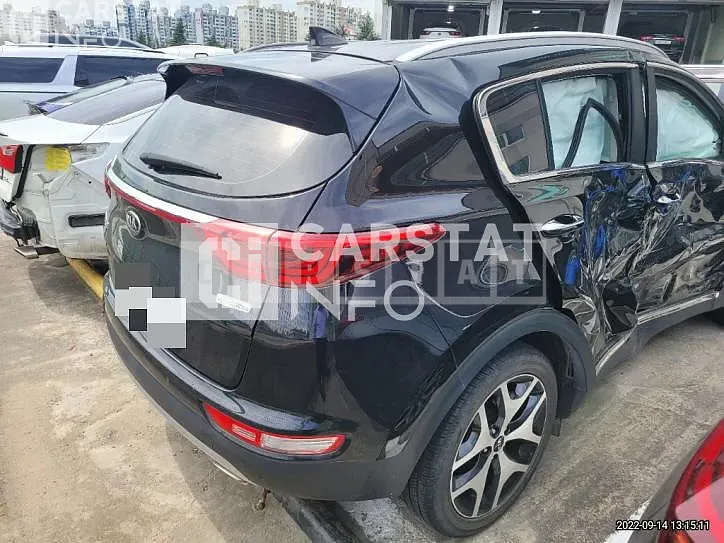 Photo 2 of 14: 2017 Kia Sportage, VIN KNAPN813BHK252317 — Korean insurance auction