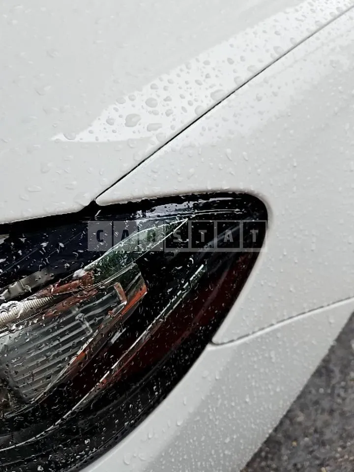Photo 2 of 33: 2018 Mercedes-Benz E 200, VIN WDDZF4CB0JA421311 — Korean insurance auction
