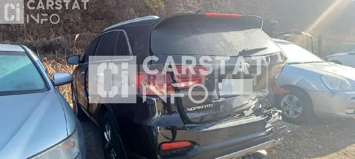 Photo 2 of 6: 2018 Kia Sorento 2.2 — Korean insurance auction