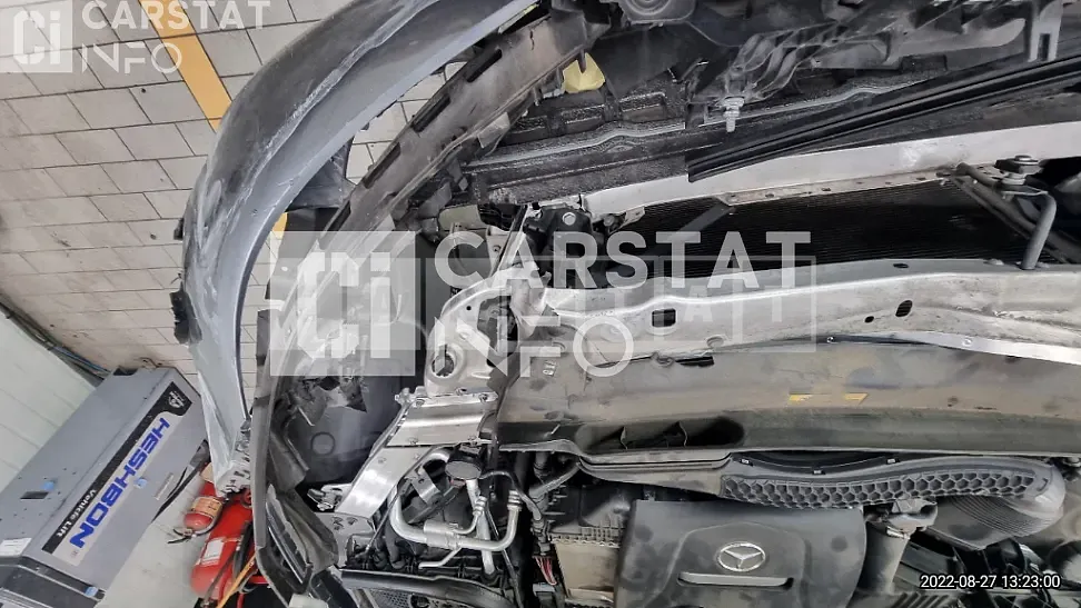 Photo 2 of 19: 2018 Mercedes-Benz E300 4Matic — Korean insurance auction