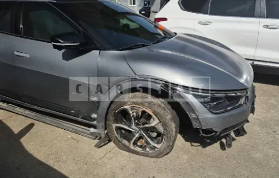 Photo 2 of 38: 2022 Kia EV6 — Korean insurance auction