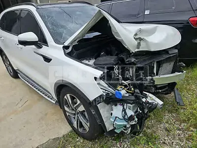Photo 1 of 36: 2023 Kia Sorento — Korean insurance auction