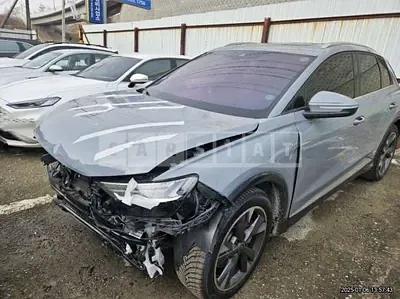 Photo 1 of 13: 2023 Audi Q4 e-tron 40 — Korean insurance auction