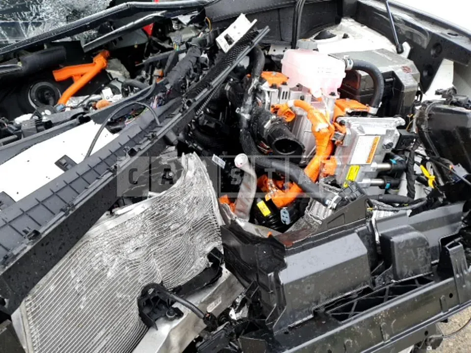 Photo 2 of 23: 2023 Kia Sorento, VIN KNARG81GDPA133398 — Korean insurance auction