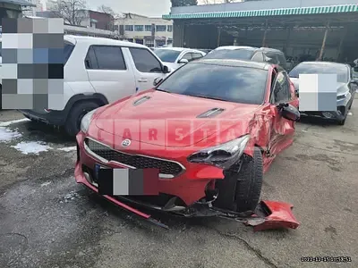 Photo 1 of 15: 2019 Kia Stinger, VIN KNAE751CDKS061231 — Korean insurance auction