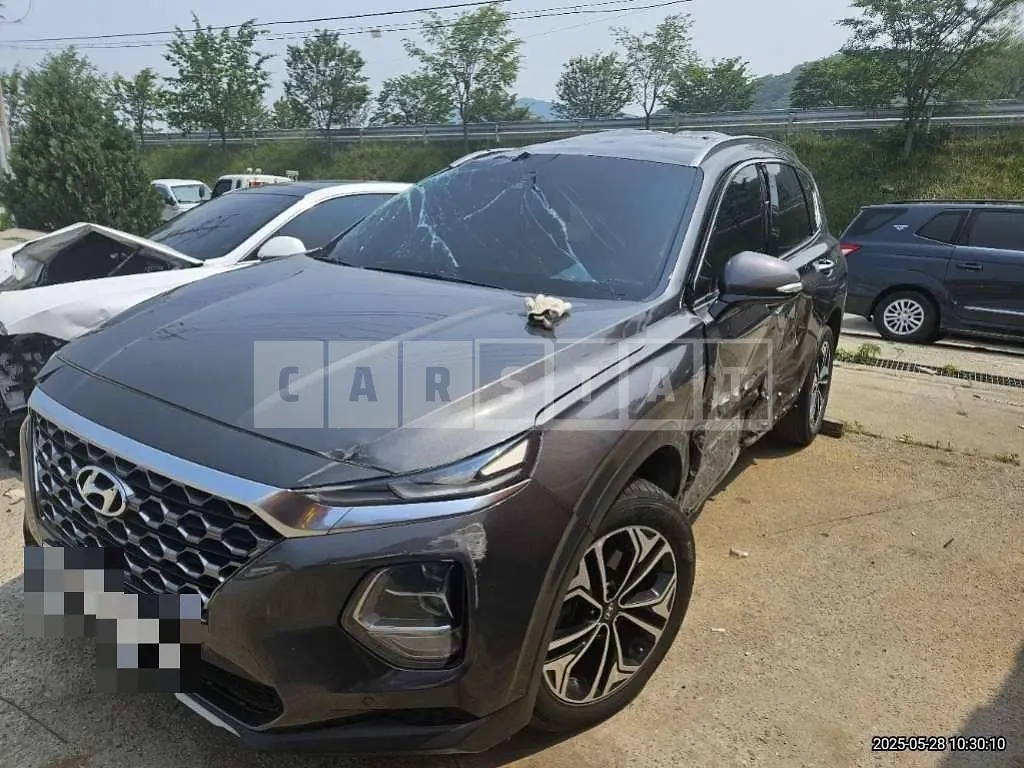 Photo 2 of 16: 2019 Hyundai Santa Fe TM 4WD — Korean insurance auction