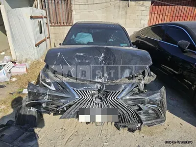 Photo 1 of 9: 2020 Lexus ES300h — Korean insurance auction
