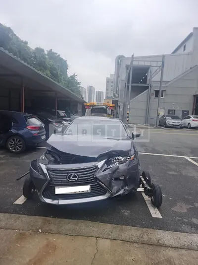 Photo 1 of 22: 2017 Lexus ES300h, VIN JTHBW1GG9H2155919 — Korean insurance auction