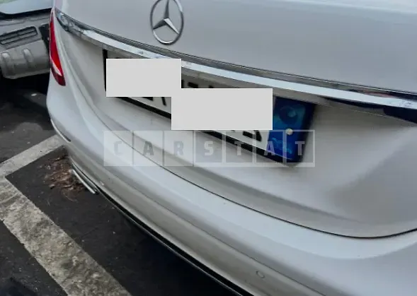 Photo 2 of 9: 2017 Mercedes-Benz E220 d, VIN WDDZF0EB1HA044858 — Korean insurance auction