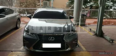 Photo 1 of 38: 2017 Lexus ES300h, VIN JTHBW1GG5H2166416 — Korean insurance auction