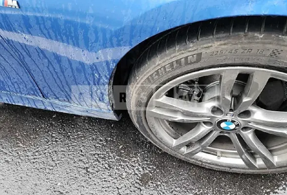 Photo 2 of 12: 2018 BMW 320i, VIN WBA8A9108JAE91321 — Korean insurance auction