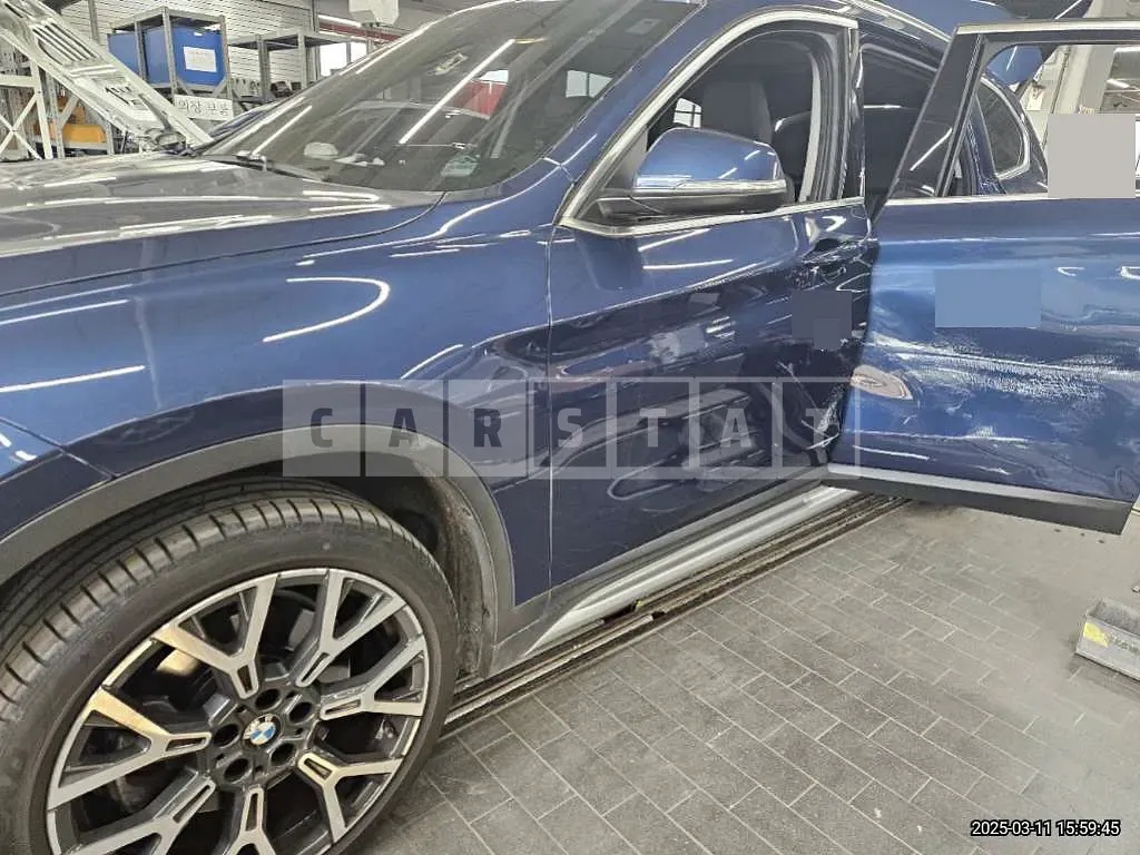 Photo 2 of 2: 2022 BMW (parts) X1 xDrive20i Front Door — Korean insurance auction