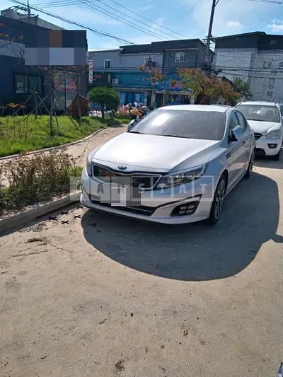 Photo 1 of 6: 2015 Kia K5, VIN KNAGM419BFA620046 — Korean insurance auction