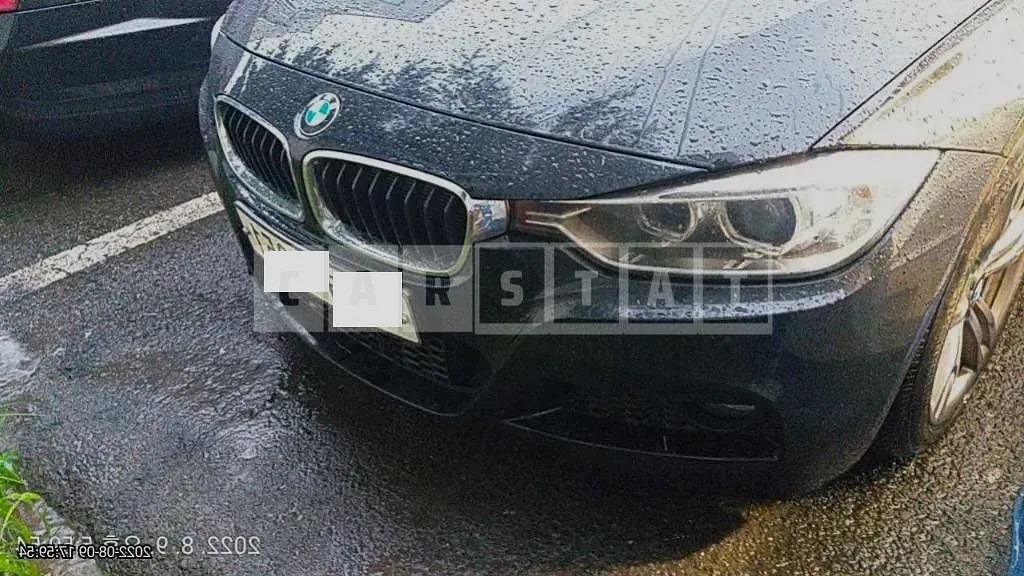 Photo 2 of 7: 2015 BMW 320d, VIN WBA3D3100FK613960 — Korean insurance auction