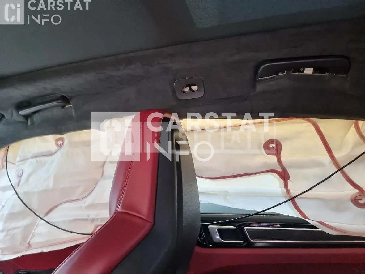 Photo 2 of 18: 2020 Porsche Cayenne Turbo, VIN WP1AF29Y8LDA57131 — Korean insurance auction