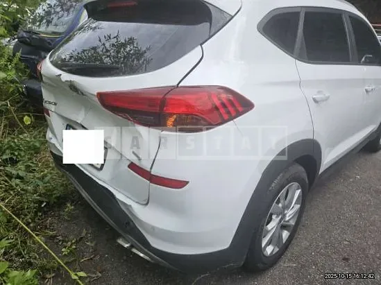Photo 2 of 8: 2020 Hyundai Tucson — Korean insurance auction