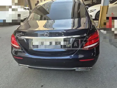 Photo 1 of 7: 2019 Mercedes-Benz E 220d — Korean insurance auction