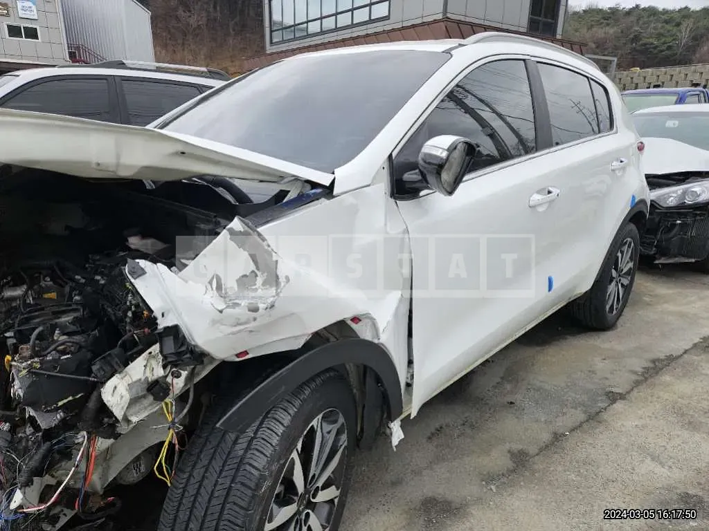 Photo 2 of 19: 2016 Kia Sportage, VIN KNAP6815GGK161974 — Korean insurance auction