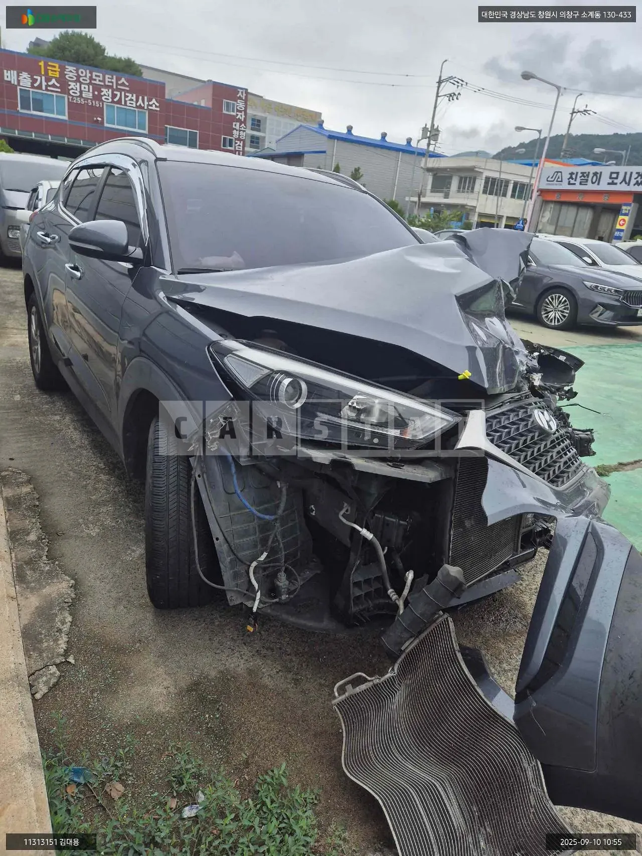 Photo 2 of 9: 2017 Hyundai Tucson, VIN KMHJ3815GHU443282 — Korean insurance auction