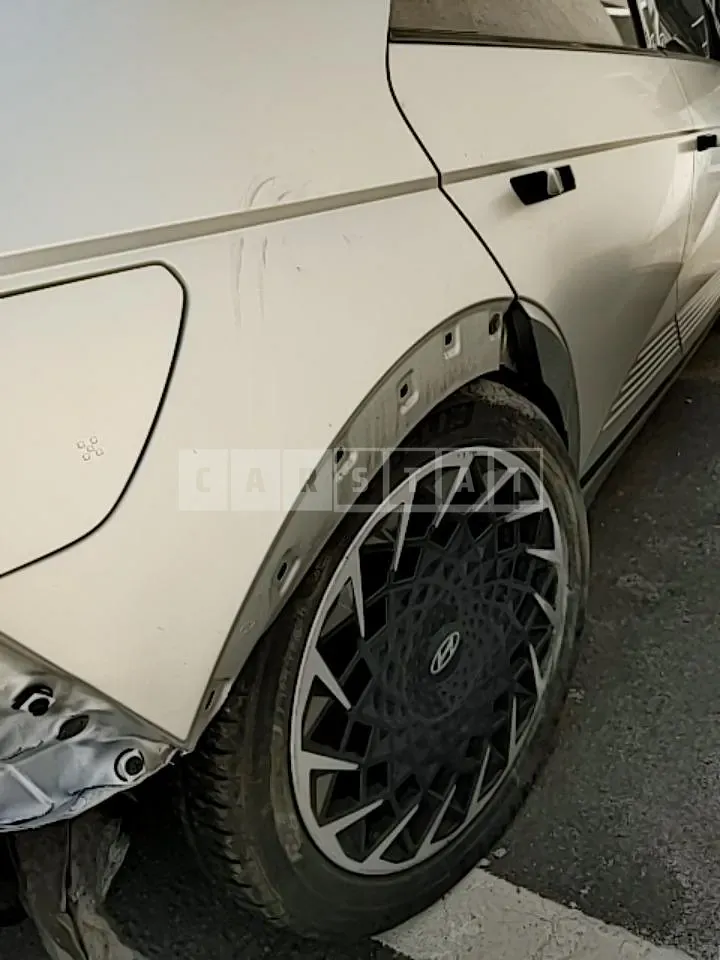 Photo 2 of 26: 2022 Hyundai Modern Ionic 5, VIN KMHKR81AFNU016965 — Korean insurance auction