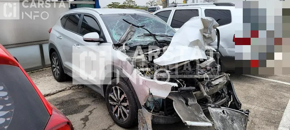 Photo 2 of 6: 2015 Hyundai Tucson, VIN KMHJ3815GGU038341 — Korean insurance auction