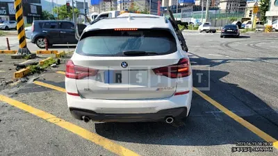 Photo 1 of 35: 2018 BMW X3 xDrive20d, VIN WBATX3104JLB97599 — Korean insurance auction