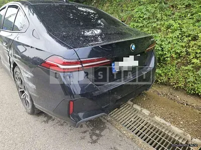 Photo 1 of 21: 2024 BMW 520i — Korean insurance auction