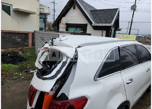 Photo 2 of 15: 2020 Kia Sorento, VIN KNAPH81ABLA624780 — Korean insurance auction