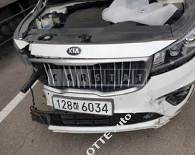 Photo 1 of 33: 2020 Kia Carnival — Korean insurance auction