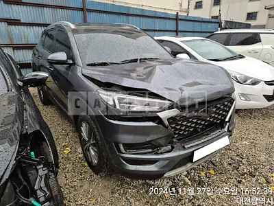 Photo 1 of 21: 2019 Hyundai Tucson, VIN KMHJ381ABKU129155 — Korean insurance auction