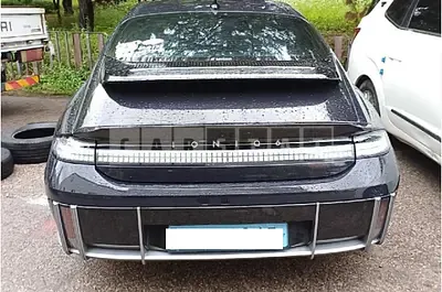 Photo 1 of 19: 2023 Hyundai Modern Ionic 6 — Korean insurance auction