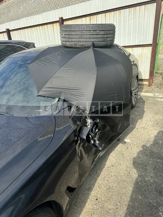 Photo 2 of 6: 2016 BMW 730d xDrive — Korean insurance auction