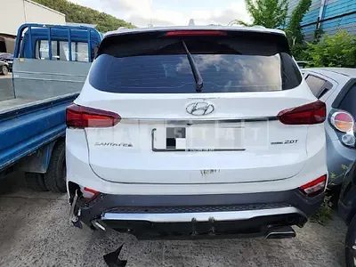 Photo 1 of 61: 2019 Hyundai Santa Fe 2.0T (4WD), VIN KMHS381ADKU169994 — Korean insurance auction