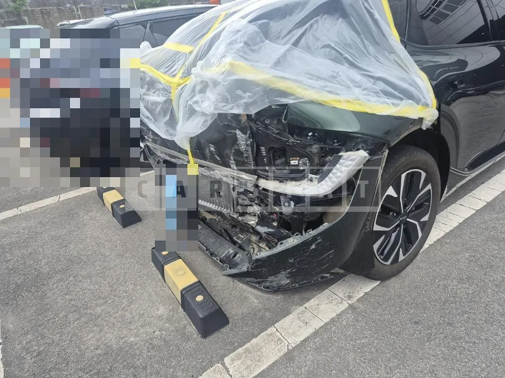 Photo 2 of 20: 2022 Kia EV6 Long Range 4WD — Korean insurance auction