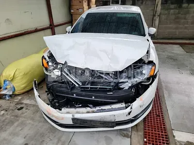Photo 1 of 23: 2015 Volkswagen Passat 1.8 TSI, VIN 1VWZZZA3ZFC111341 — Korean insurance auction