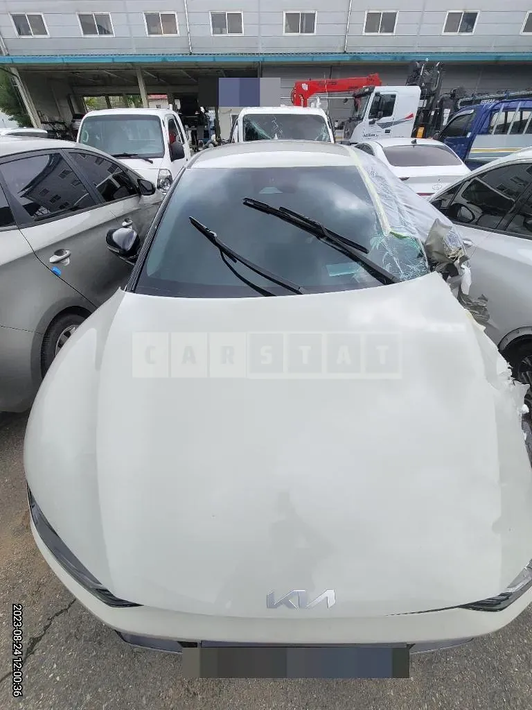 Photo 2 of 9: 2022 Kia EV6 Long Range 4WD, VIN KNAC381CPNA046569 — Korean insurance auction